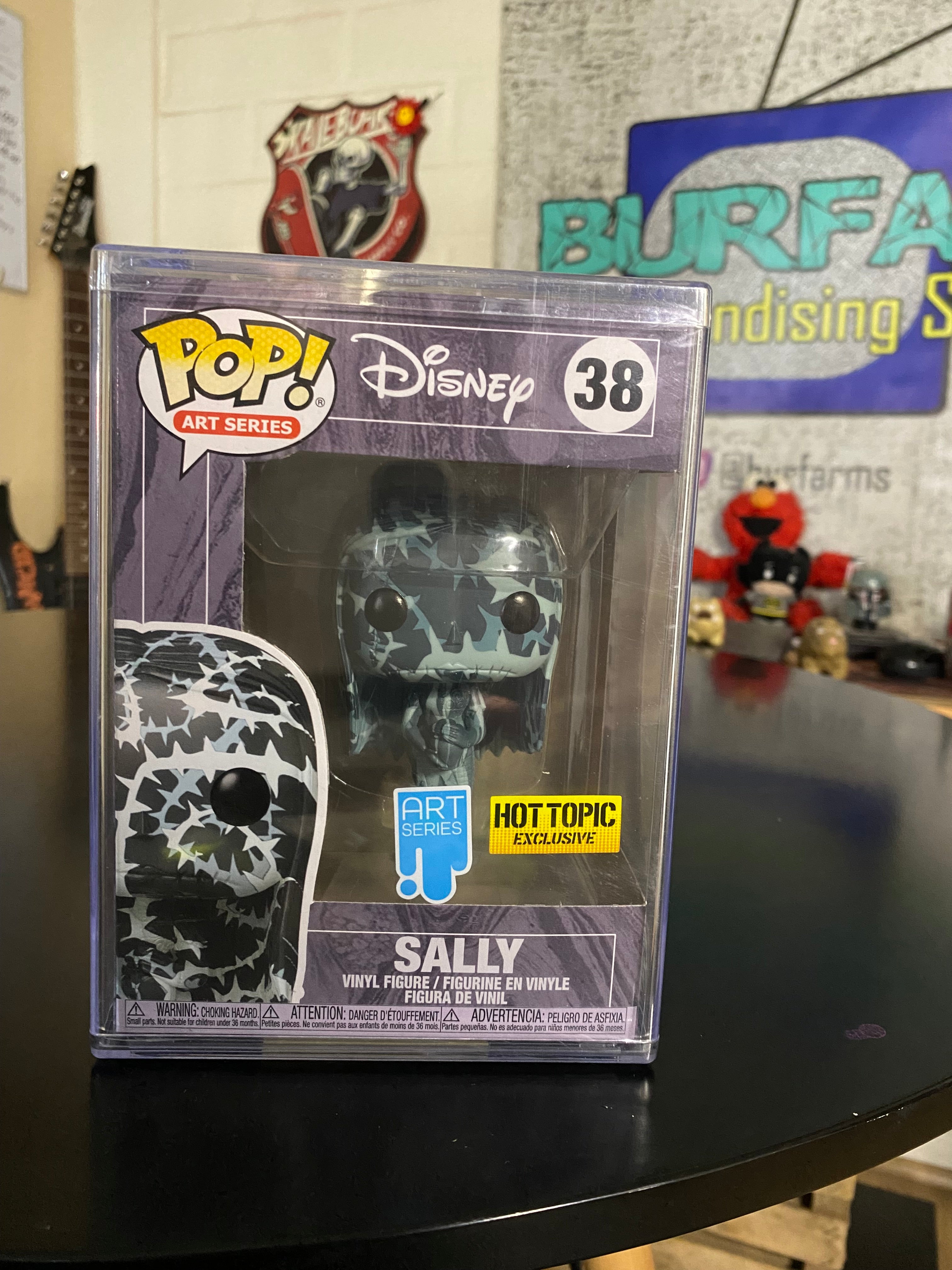 Funko Pop Sally Art Series Exclusivo Hot Topic
