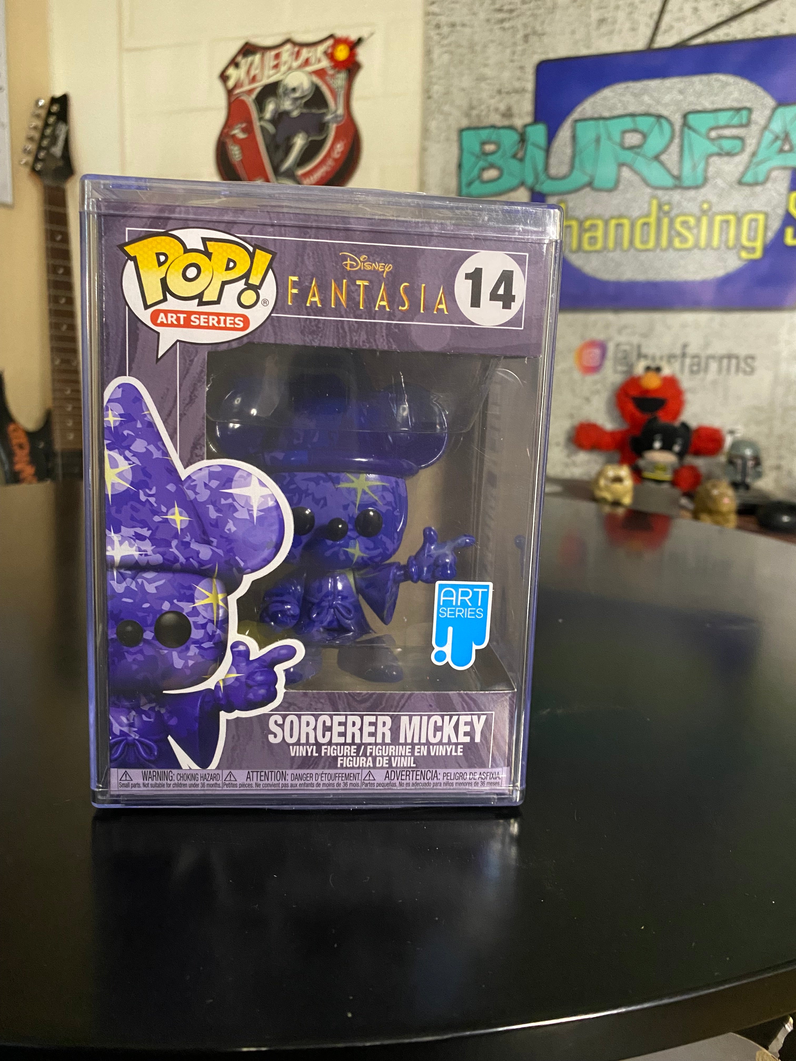 Funko Pop Sorcerer Mickey Art Series con Stack