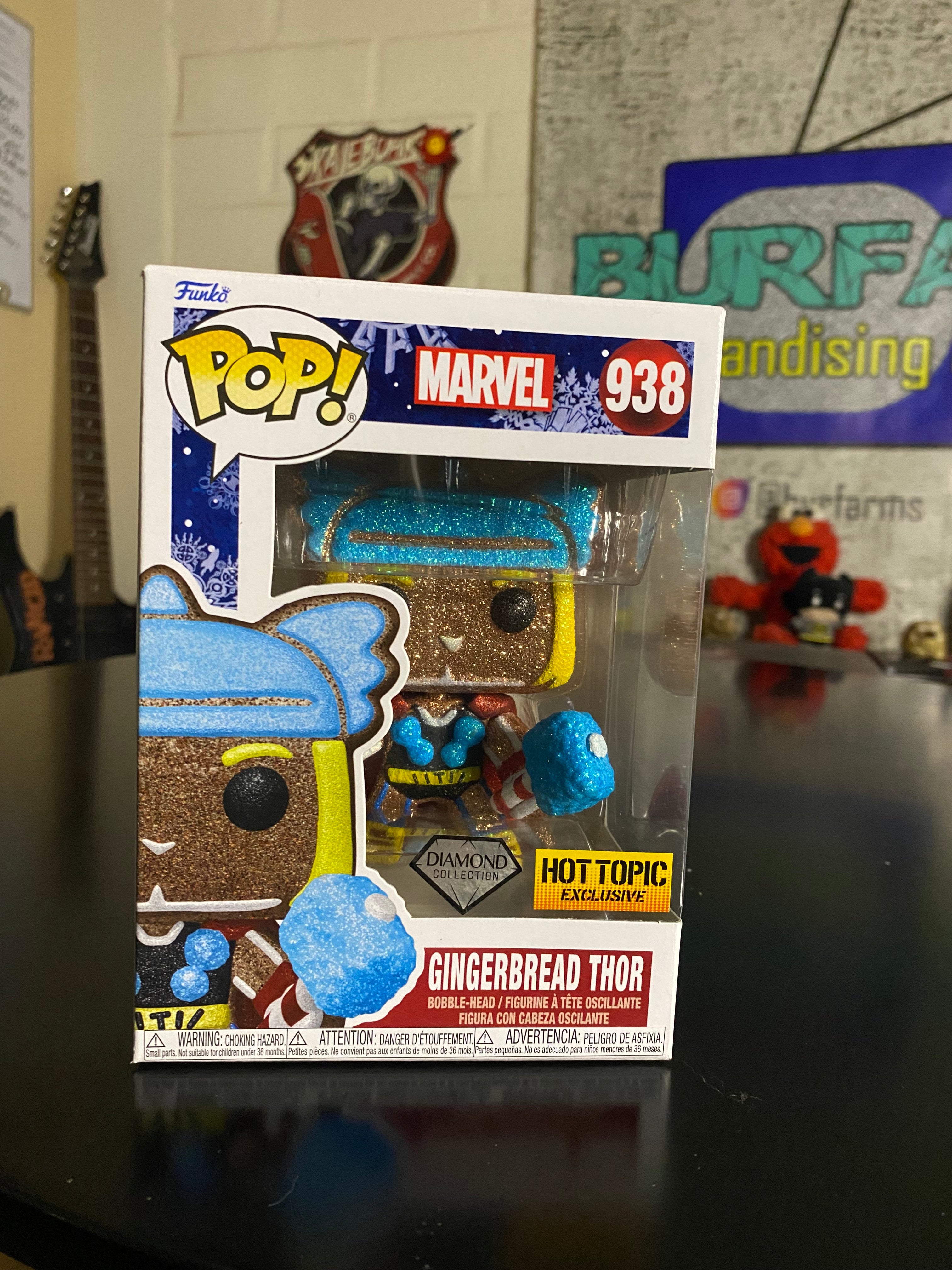 Funko Pop Gingerbread Thor Diamond Exclusivo Hot Topic