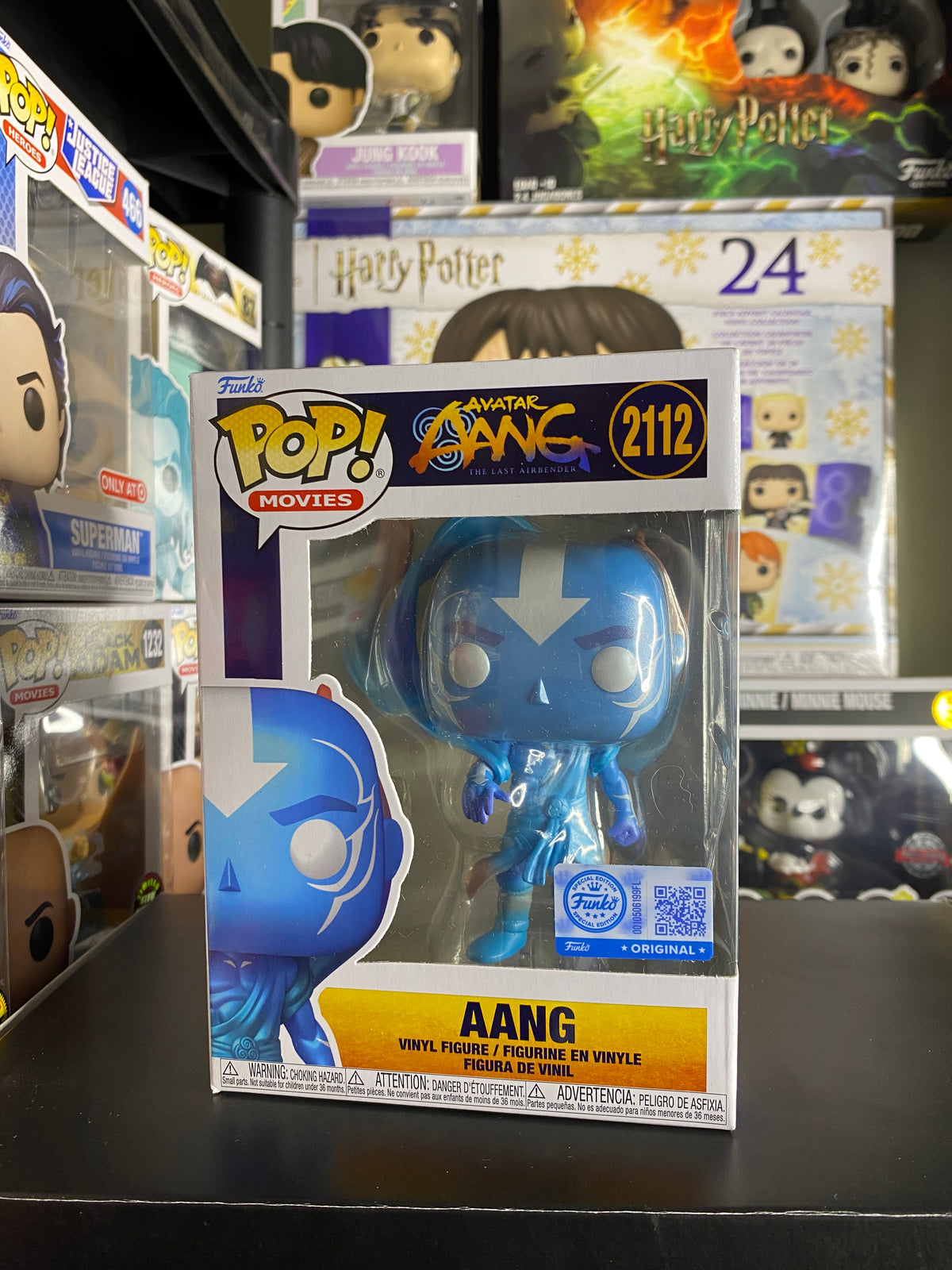 Funko Pop Aang Metallic Avatar caja
