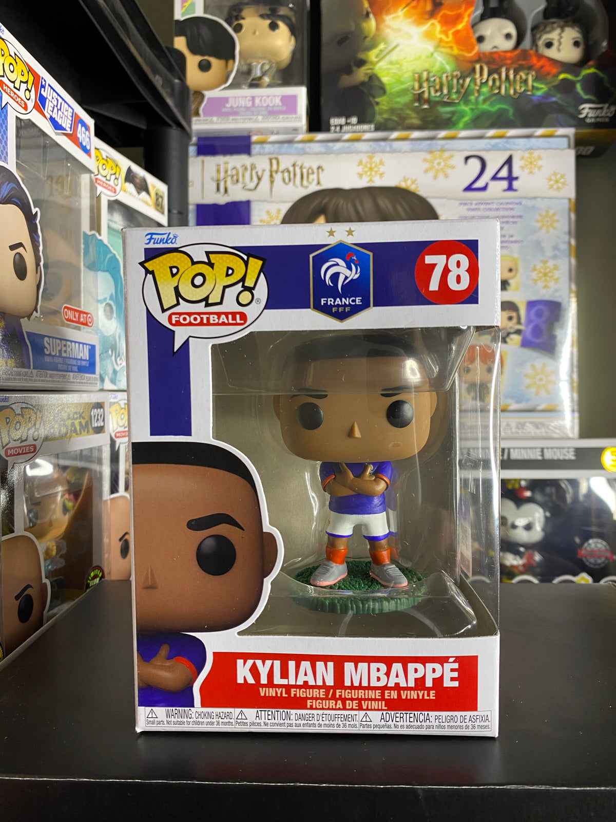 Funko Pop Kylian Mbappé Football caja