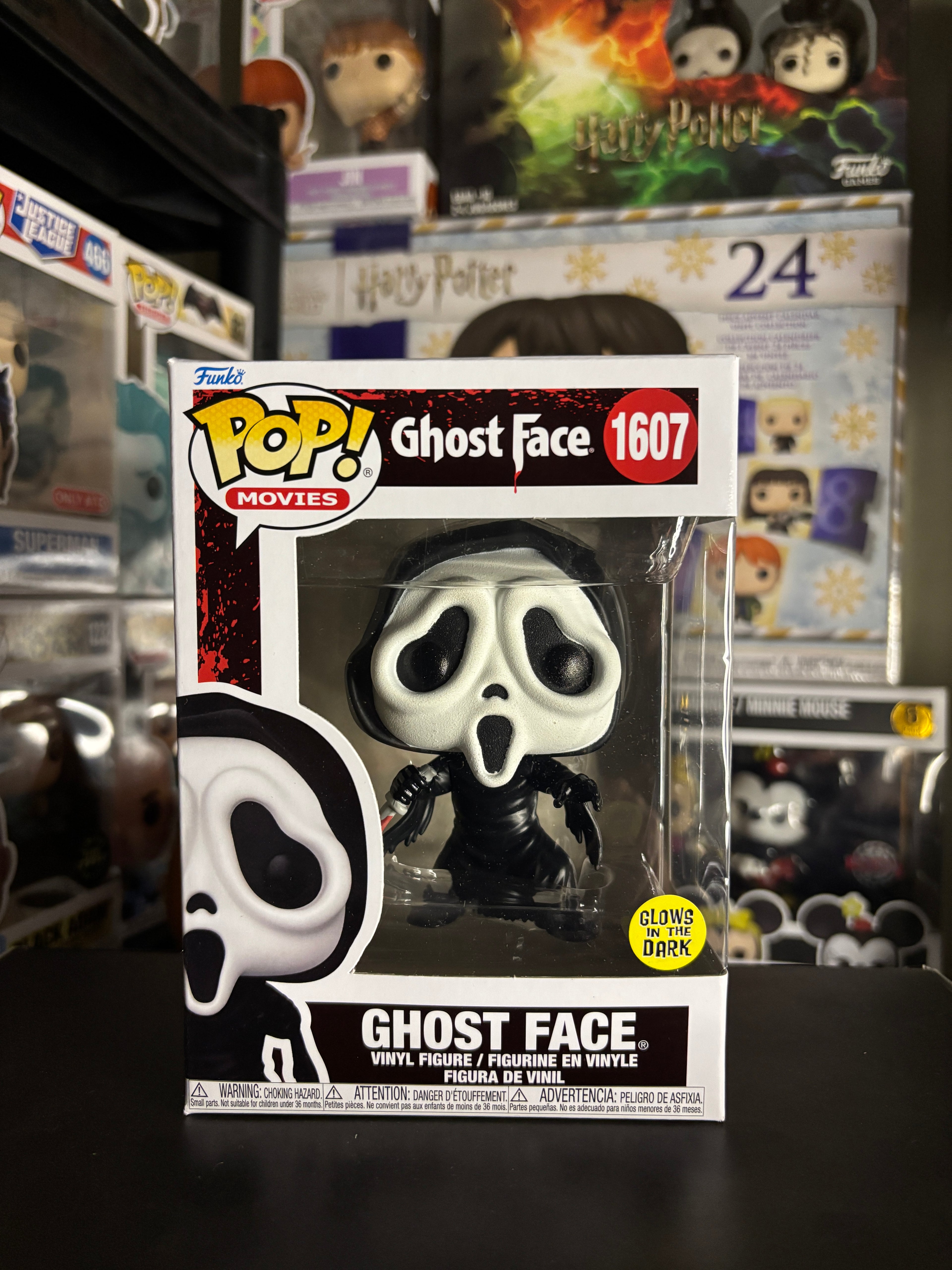Funko Pop Ghost Face Glows in the Dark (Daño en Caja)