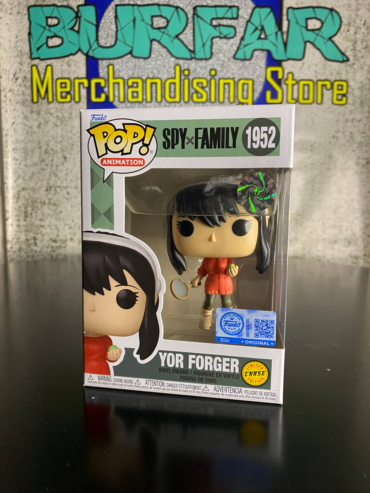 Funko Pop Yor Forger Chase caja